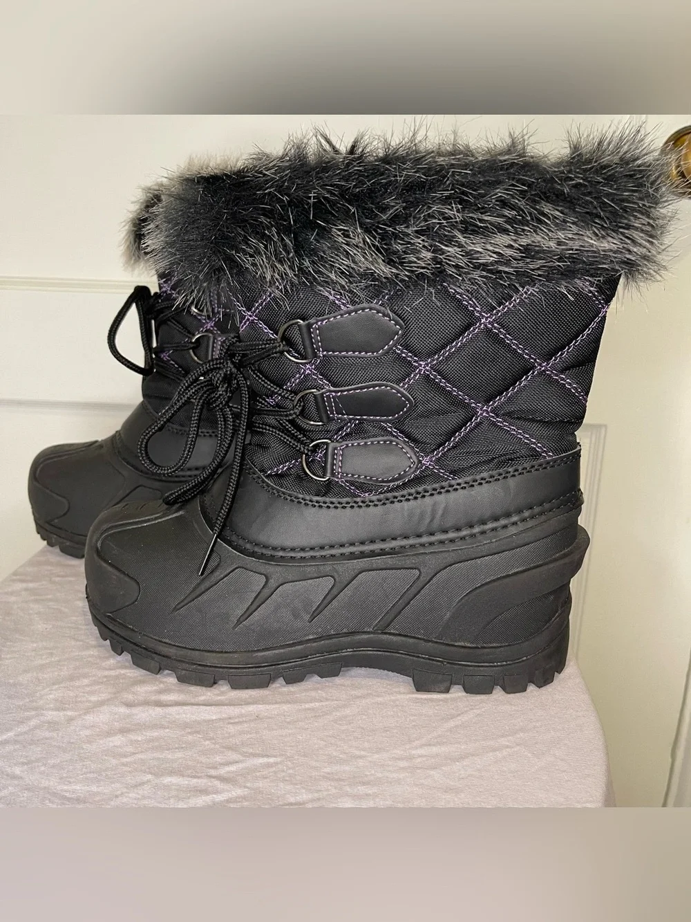 Itasca boots faux fur black purple kids size 3 winter rain snow lace up unisex